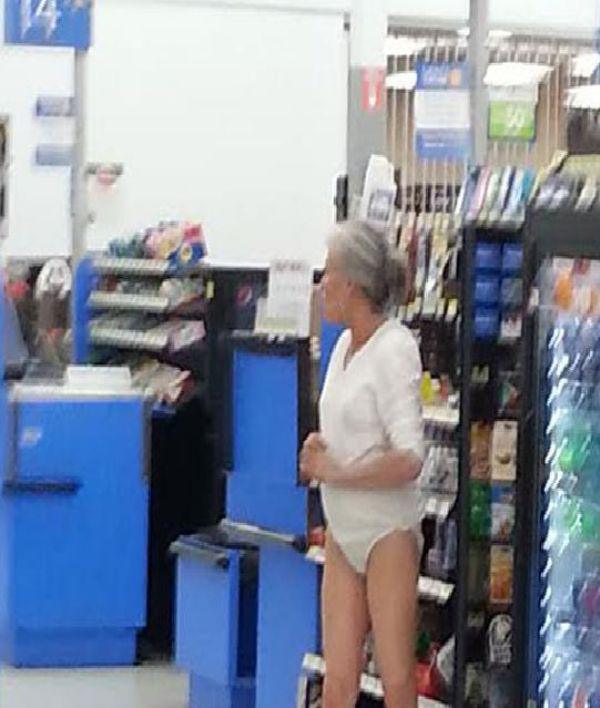 18 Crazy Weird People of Walmart