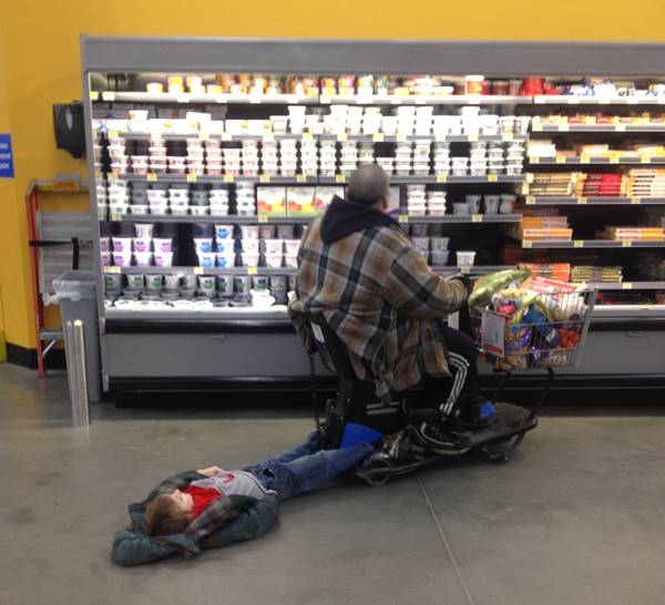 18 Crazy Weird People of Walmart